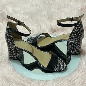 CL by Laundry Jody Block Heel (10)